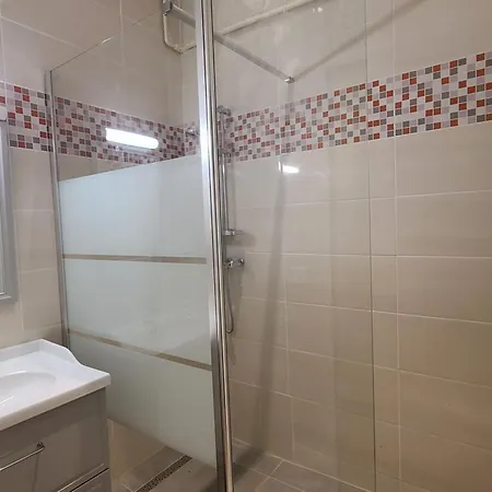 Spacious House Near The Casa vacanze